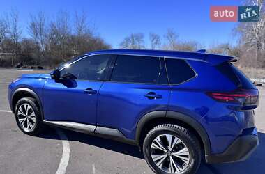 Внедорожник / Кроссовер Nissan Rogue 2020 в 