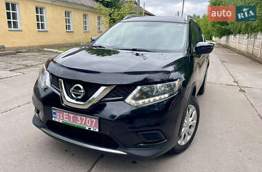 Внедорожник / Кроссовер Nissan Rogue 2016 в 