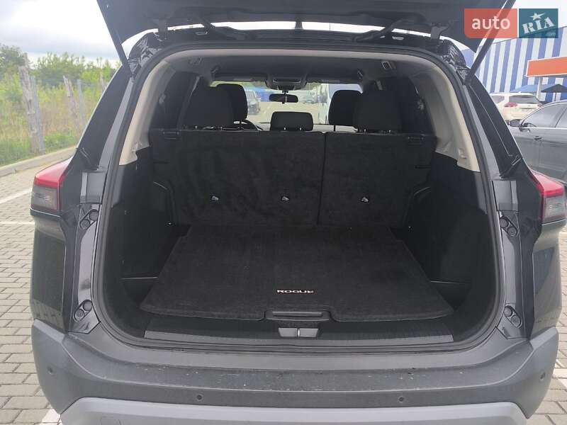 Внедорожник / Кроссовер Nissan Rogue 2022 в Дубно