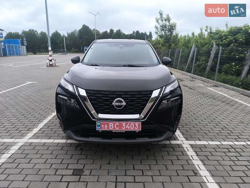 Внедорожник / Кроссовер Nissan Rogue 2022 в Дубно