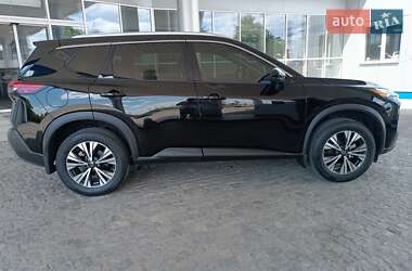 Внедорожник / Кроссовер Nissan Rogue 2022 в 