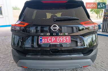 Внедорожник / Кроссовер Nissan Rogue 2022 в 