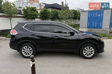 Позашляховик / Кросовер Nissan Rogue 2016 в 