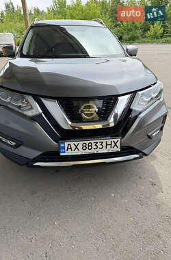Внедорожник / Кроссовер Nissan Rogue 2017 в Харькове