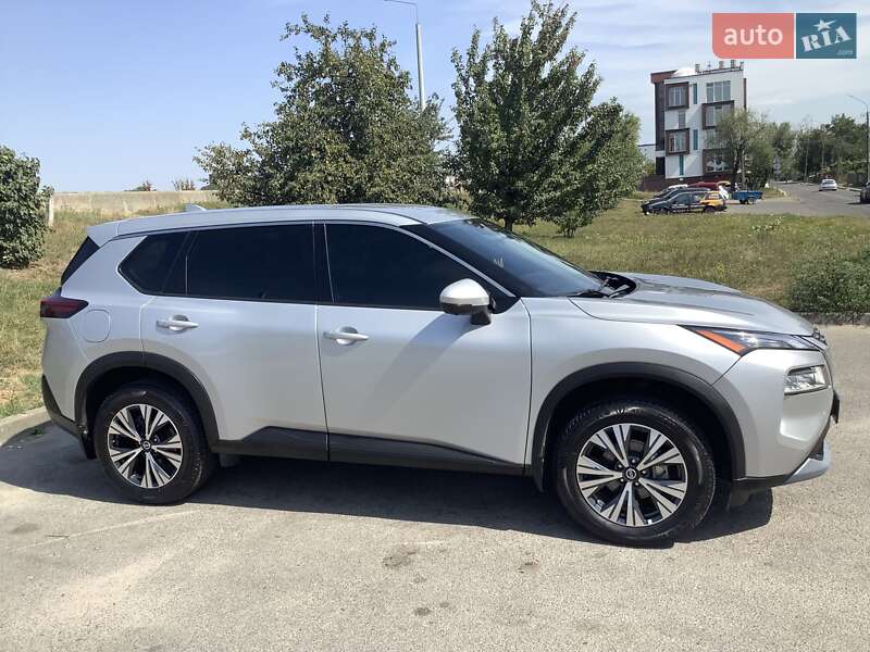 Позашляховик / Кросовер Nissan Rogue 2021 в Вінниці