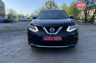Внедорожник / Кроссовер Nissan Rogue 2015 в 