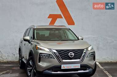 Внедорожник / Кроссовер Nissan Rogue 2021 в 