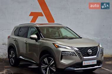 Внедорожник / Кроссовер Nissan Rogue 2021 в 