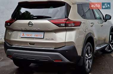Внедорожник / Кроссовер Nissan Rogue 2021 в 