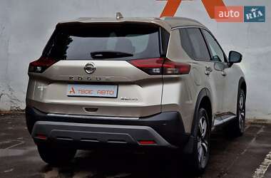 Внедорожник / Кроссовер Nissan Rogue 2021 в 