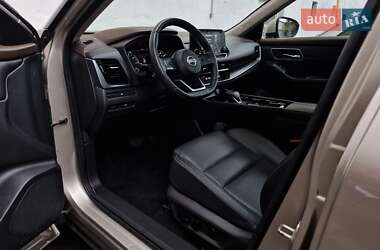 Внедорожник / Кроссовер Nissan Rogue 2021 в 