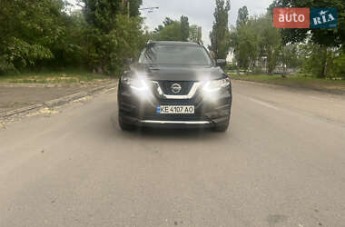Внедорожник / Кроссовер Nissan Rogue 2019 в 