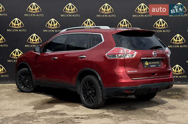 Внедорожник / Кроссовер Nissan Rogue 2016 в 