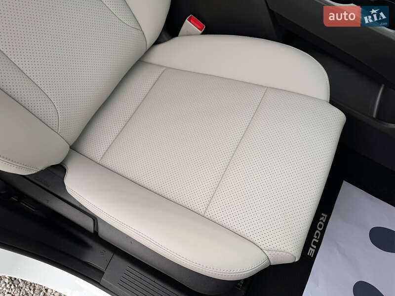Позашляховик / Кросовер Nissan Rogue 2020 в Одесі