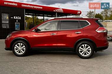 Внедорожник / Кроссовер Nissan Rogue 2015 в 