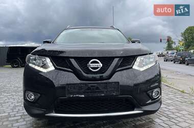 Внедорожник / Кроссовер Nissan Rogue 2014 в 