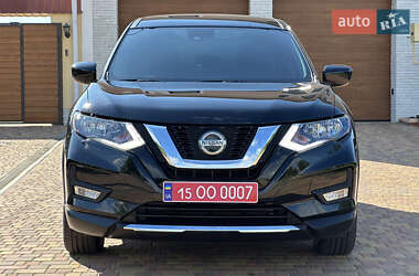 Внедорожник / Кроссовер Nissan Rogue 2020 в 