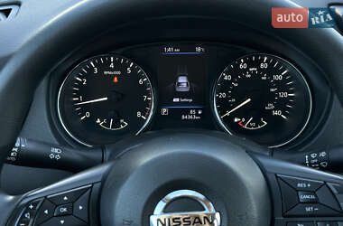 Внедорожник / Кроссовер Nissan Rogue 2020 в 