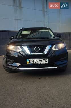 Позашляховик / Кросовер Nissan Rogue 2019 в 