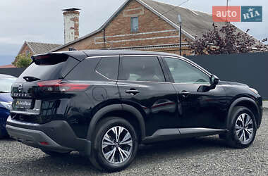 Внедорожник / Кроссовер Nissan Rogue 2021 в 