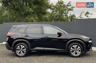 Внедорожник / Кроссовер Nissan Rogue 2021 в 