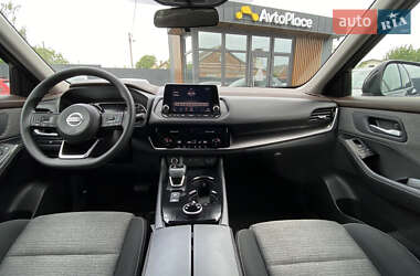 Внедорожник / Кроссовер Nissan Rogue 2021 в 