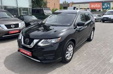 Позашляховик / Кросовер Nissan Rogue 2019 в Полтаві