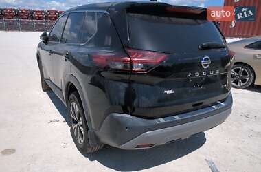 Внедорожник / Кроссовер Nissan Rogue 2021 в 