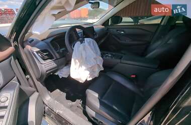 Внедорожник / Кроссовер Nissan Rogue 2021 в 