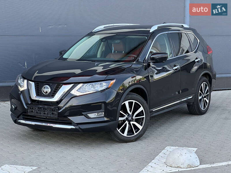 Позашляховик / Кросовер Nissan Rogue 2018 в Києві