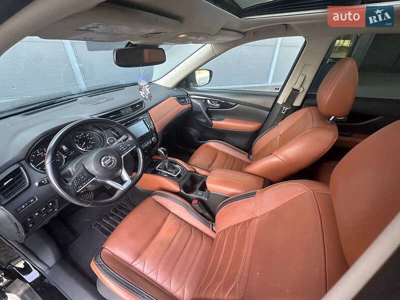 Позашляховик / Кросовер Nissan Rogue 2018 в Києві