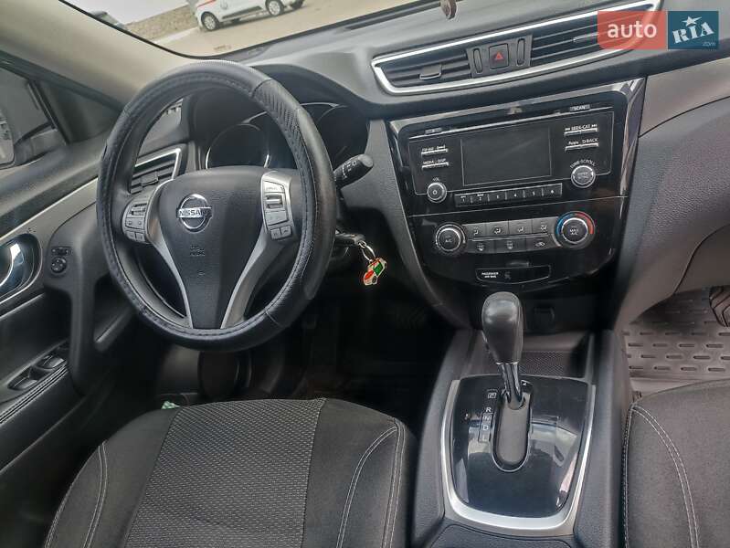 Позашляховик / Кросовер Nissan Rogue 2015 в Харкові