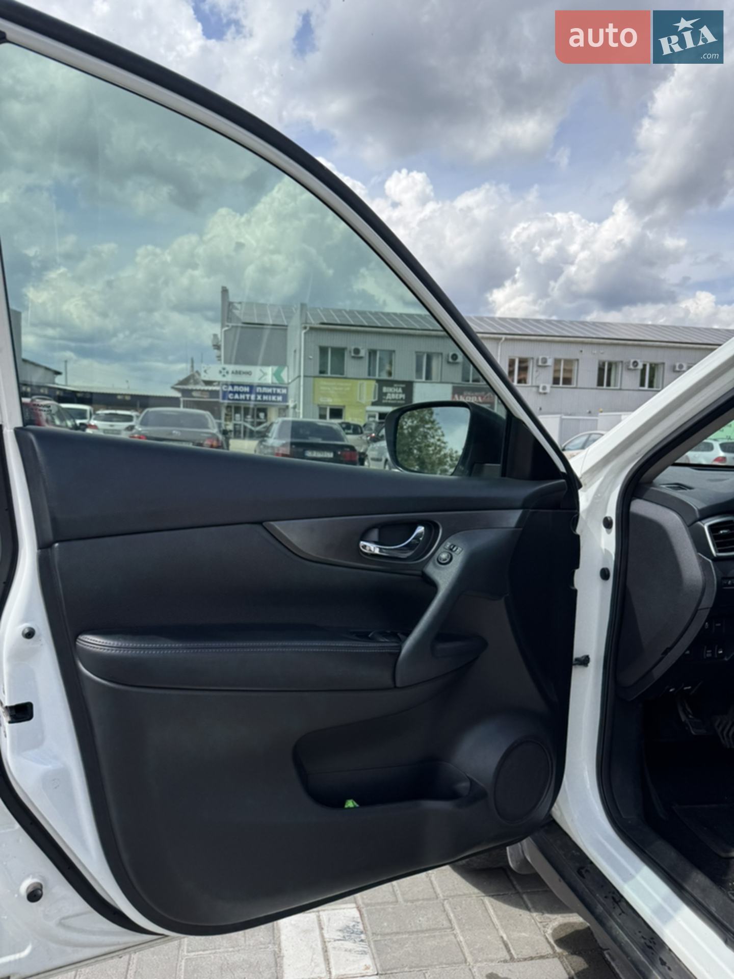 2014 Nissan Rogue - мініатюра 16