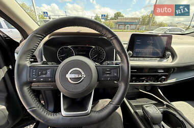Внедорожник / Кроссовер Nissan Rogue 2022 в 