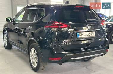 Позашляховик / Кросовер Nissan Rogue 2018 в 