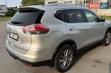 Внедорожник / Кроссовер Nissan Rogue 2014 в 