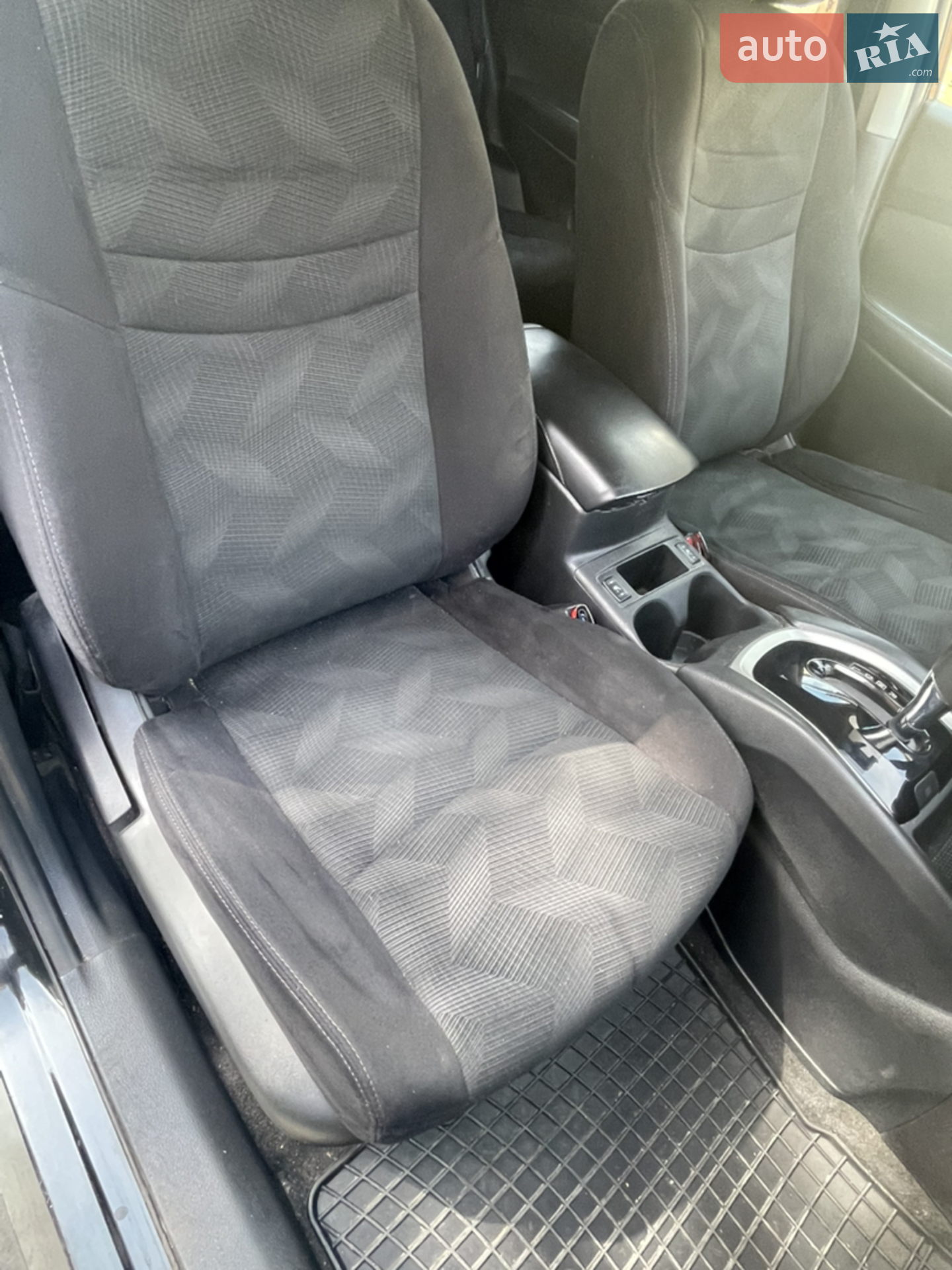 2016 Nissan Rogue - мініатюра 19