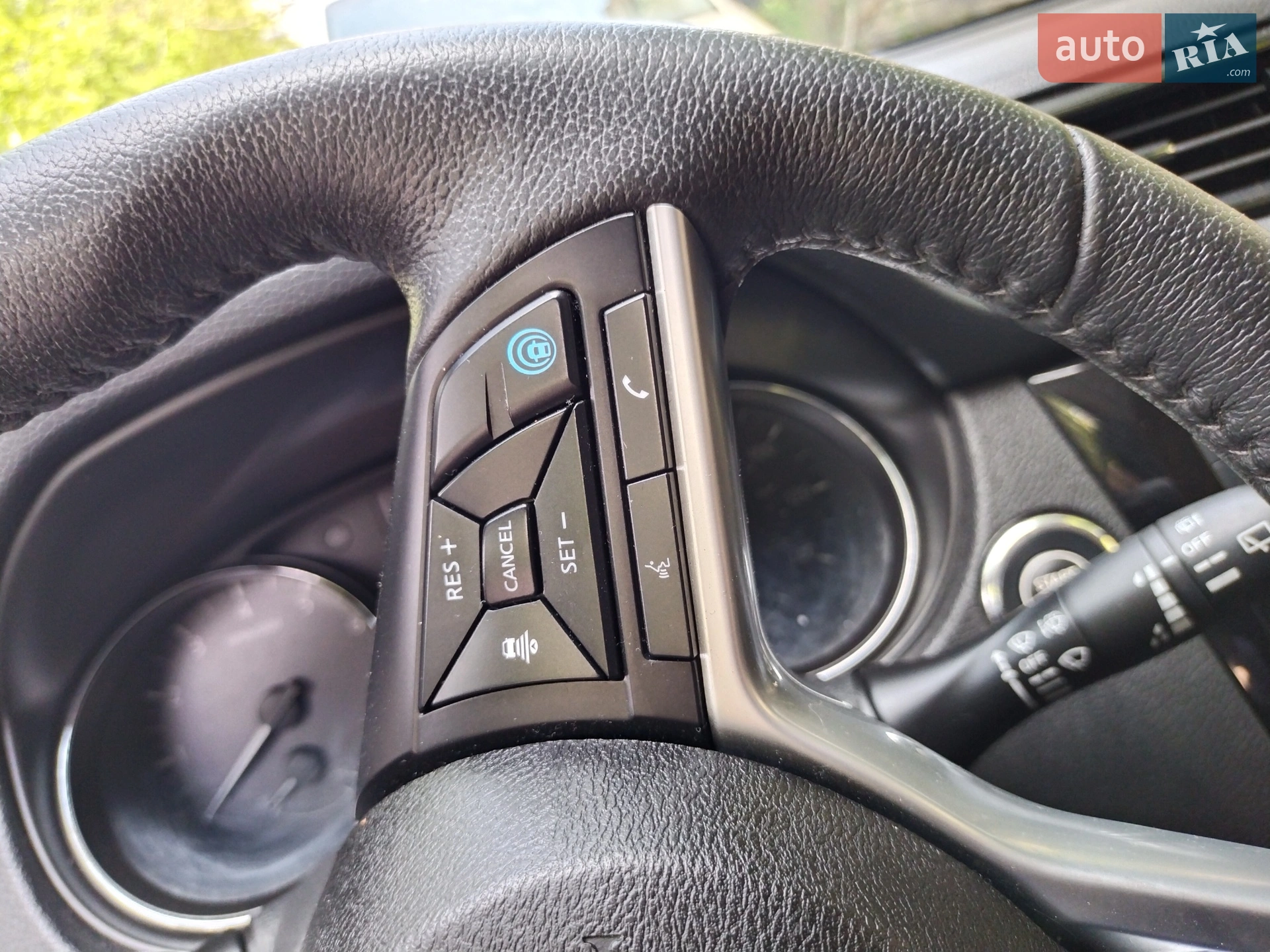 2019 Nissan Rogue - мініатюра 5