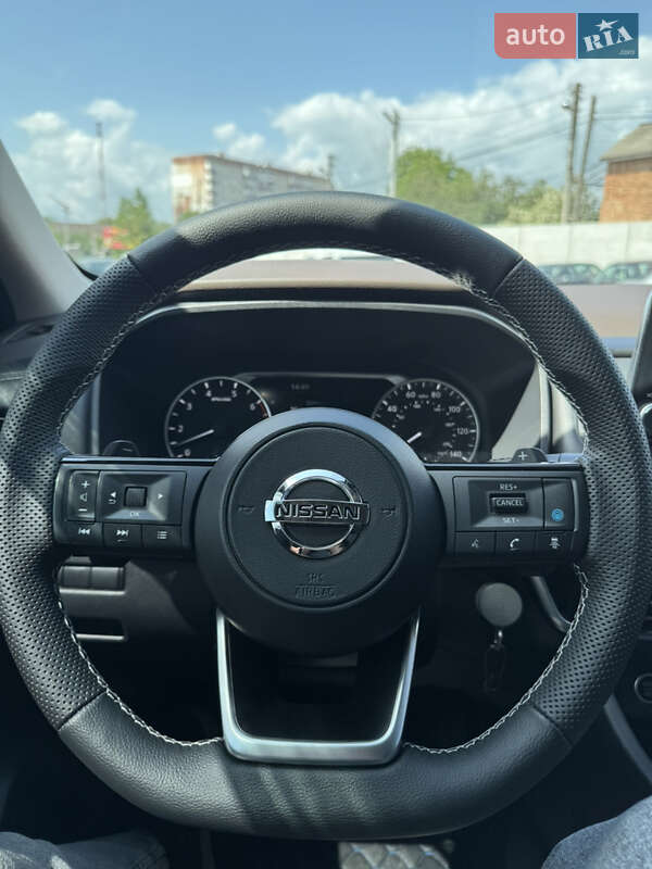 Внедорожник / Кроссовер Nissan Rogue 2021 в Киеве