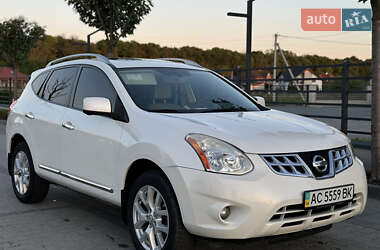Внедорожник / Кроссовер Nissan Rogue 2013 в Луцке