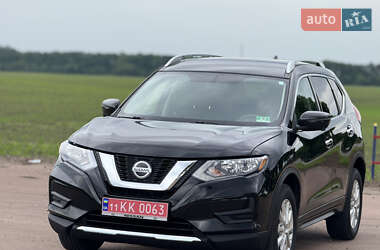 Внедорожник / Кроссовер Nissan Rogue 2018 в Бобровице