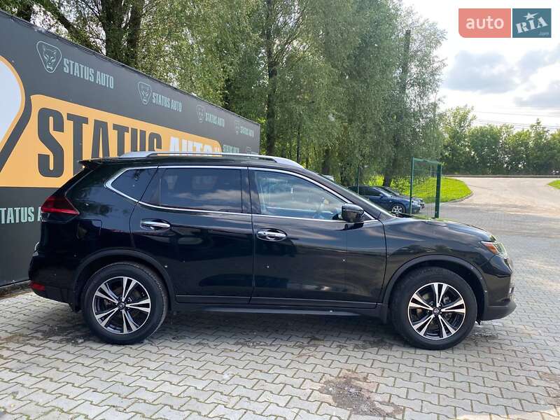 Внедорожник / Кроссовер Nissan Rogue 2018 в Хмельницком