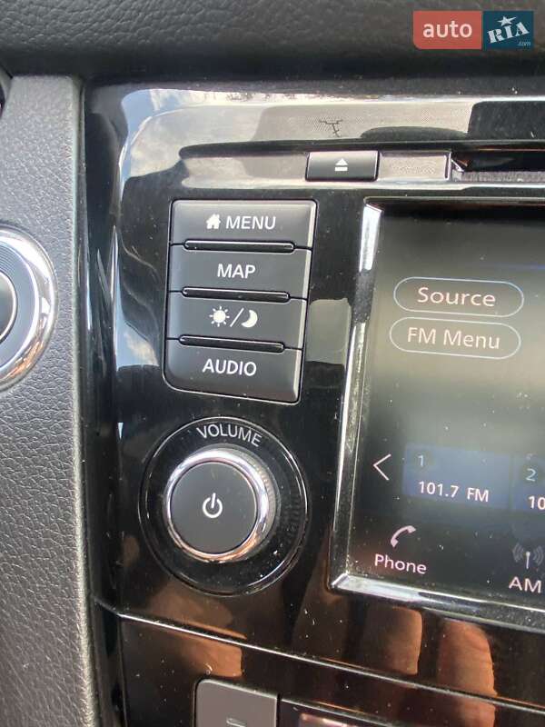 Внедорожник / Кроссовер Nissan Rogue 2018 в Хмельницком