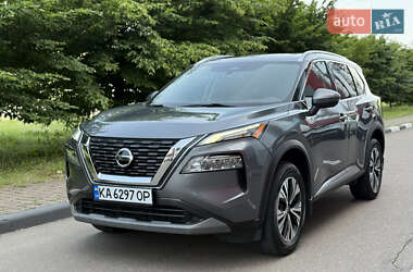 Позашляховик / Кросовер Nissan Rogue 2021 в 