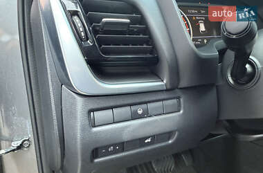 Позашляховик / Кросовер Nissan Rogue 2021 в 