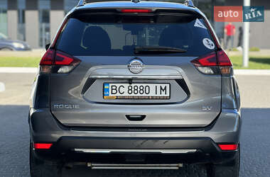 Внедорожник / Кроссовер Nissan Rogue 2017 в 