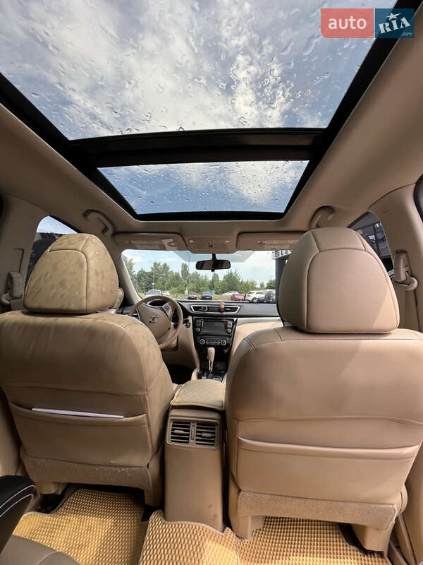 Позашляховик / Кросовер Nissan Rogue 2014 в Києві