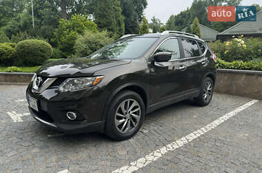 Внедорожник / Кроссовер Nissan Rogue 2016 в Киеве