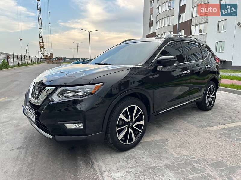 Позашляховик / Кросовер Nissan Rogue 2017 в Вінниці