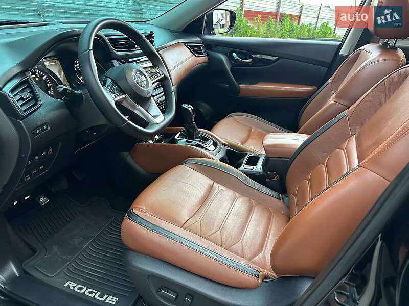Позашляховик / Кросовер Nissan Rogue 2017 в Вінниці